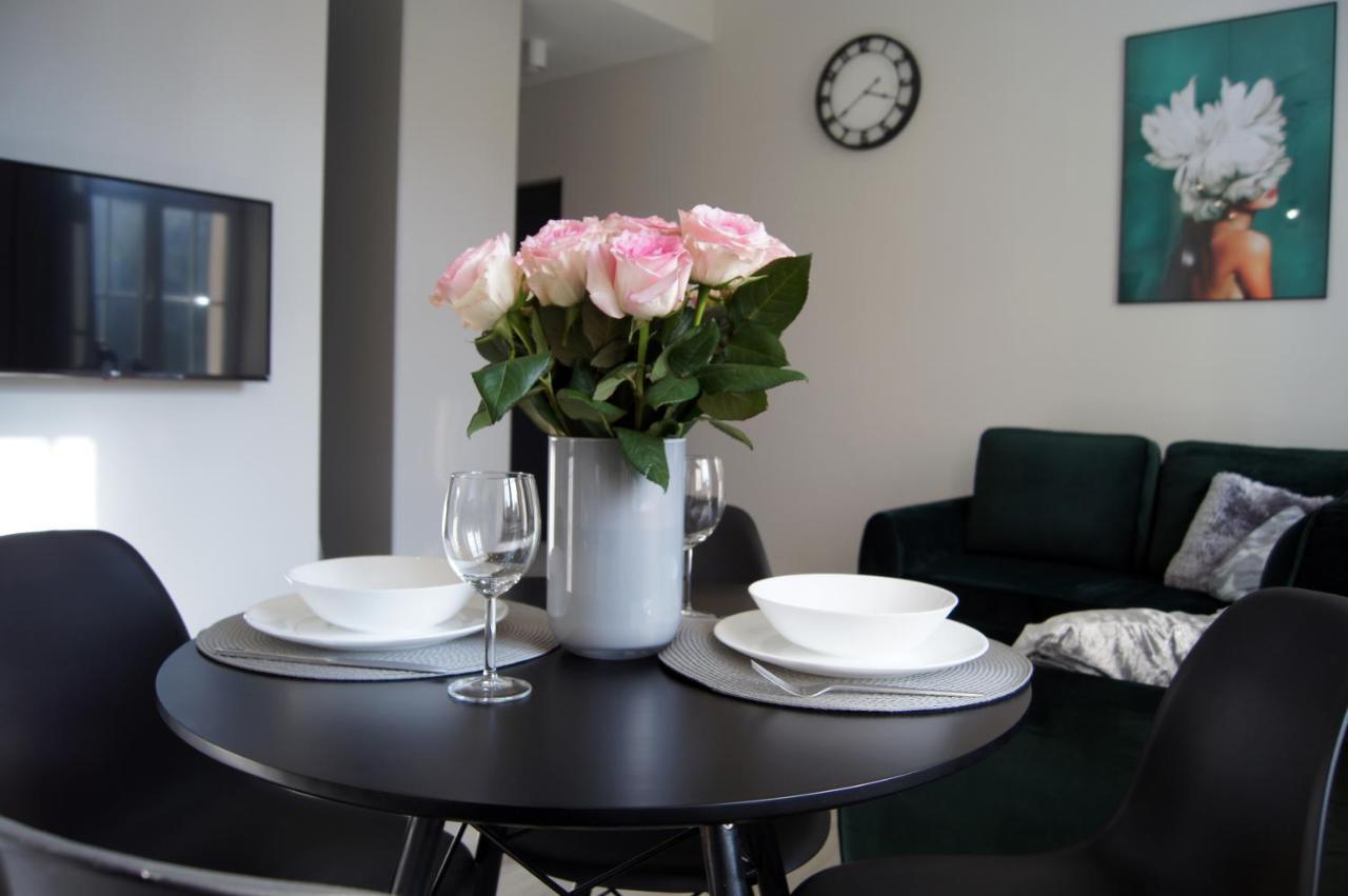 Green Park Apartament ทอรูน ภายนอก รูปภาพ