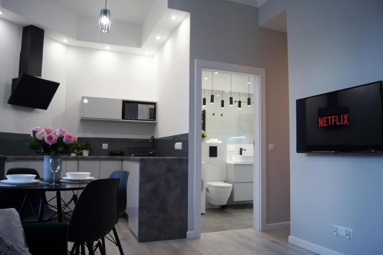 Green Park Apartament ทอรูน ภายนอก รูปภาพ